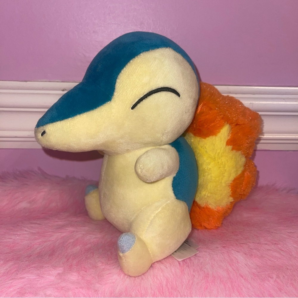 pokemon center cyndaquil fire starter plush stuffed animal toy 8” nintendo